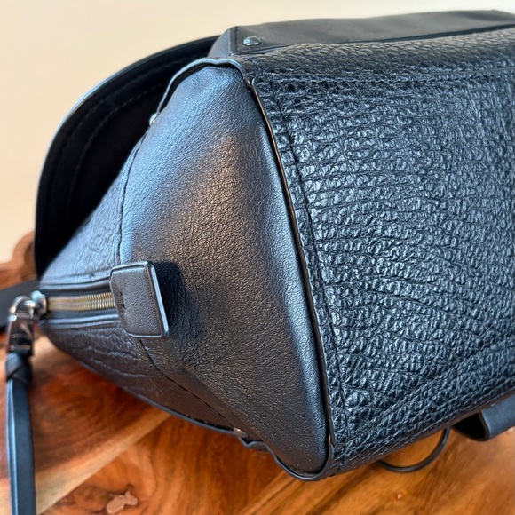 Coach Faye Black Leather Convertible Backpack Crossbody Satchel F30525 Like New - Picture 15 of 17